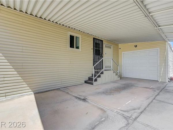 3652 Katmai Drive, Las Vegas, NV 89122