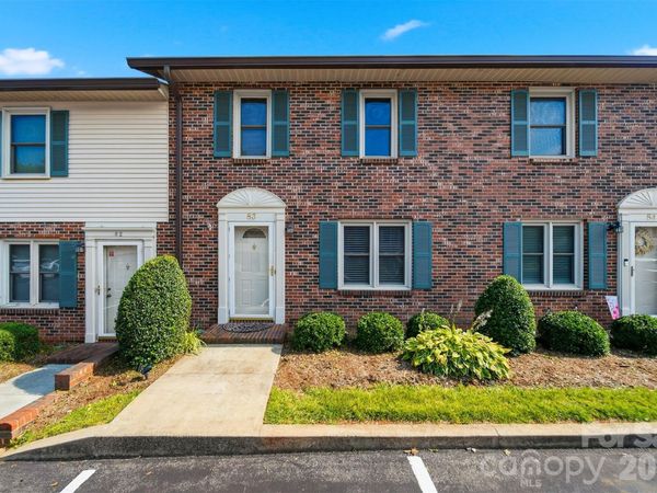 1330 5th Street NE, Unit 83, Hickory, NC 28601