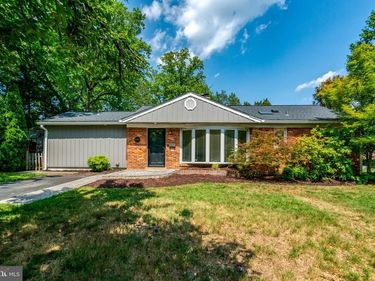 8015 NEW MARKET ROAD, ALEXANDRIA, VA 22308
