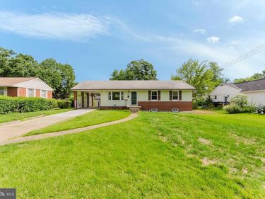 10914 WOODHAVEN DRIVE , FAIRFAX, VA 22030