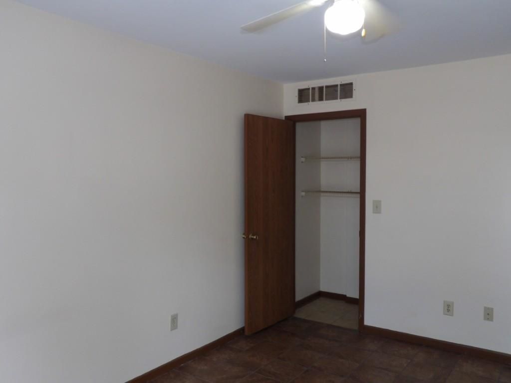 3450 Macklen Rd.  Photo 6