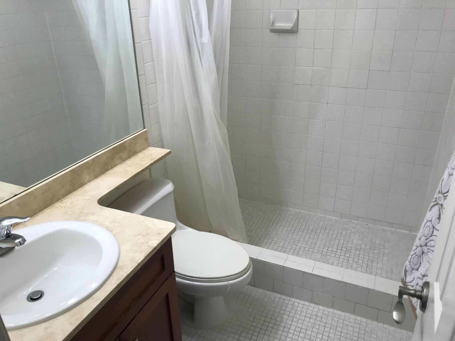 621 E Woolbright Road, Unit 202, Boynton Beach, FL 33435 Photo