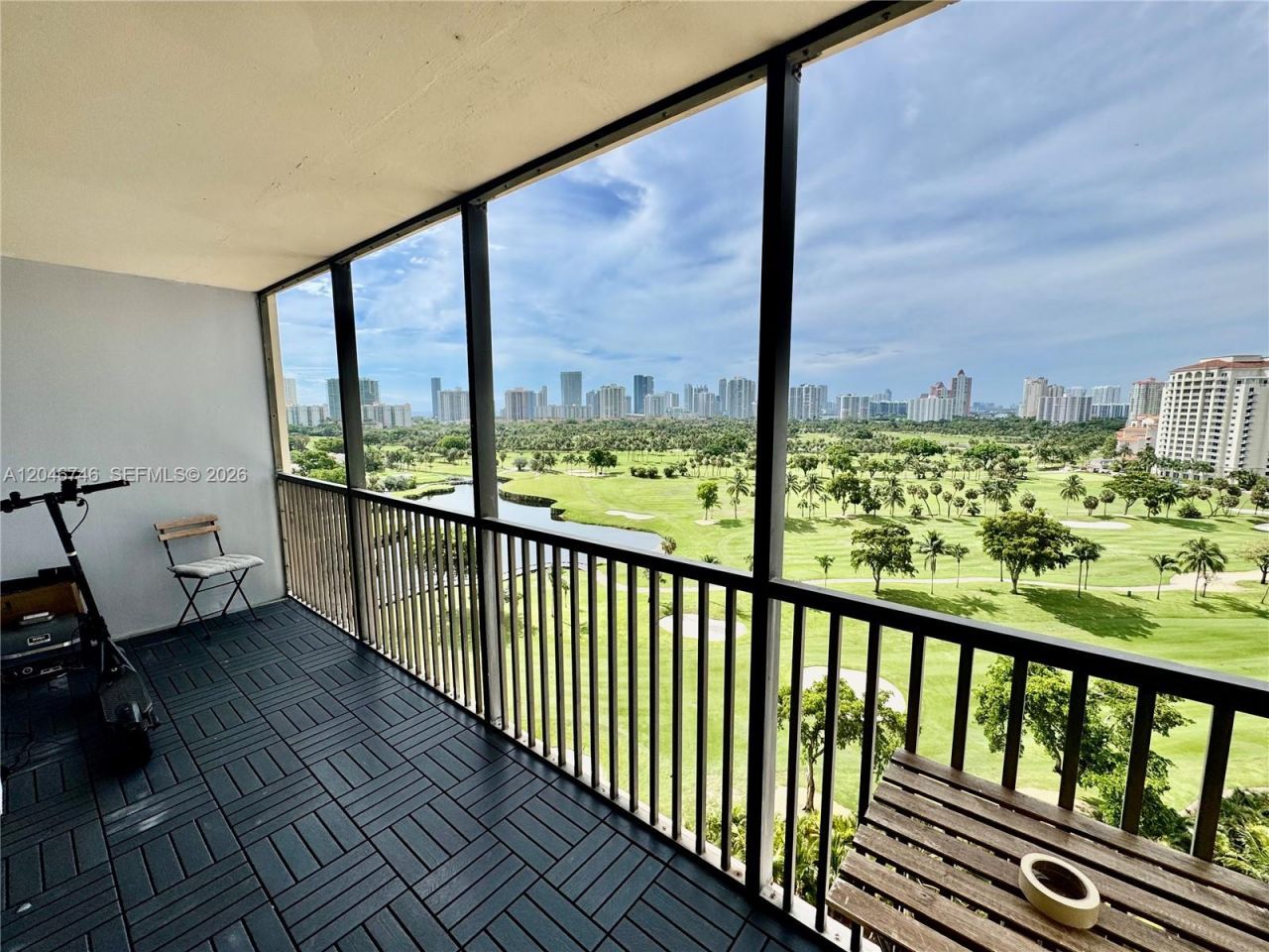 20379 W Country Club Dr , Unit 1537, Aventura, FL 33180 Photo