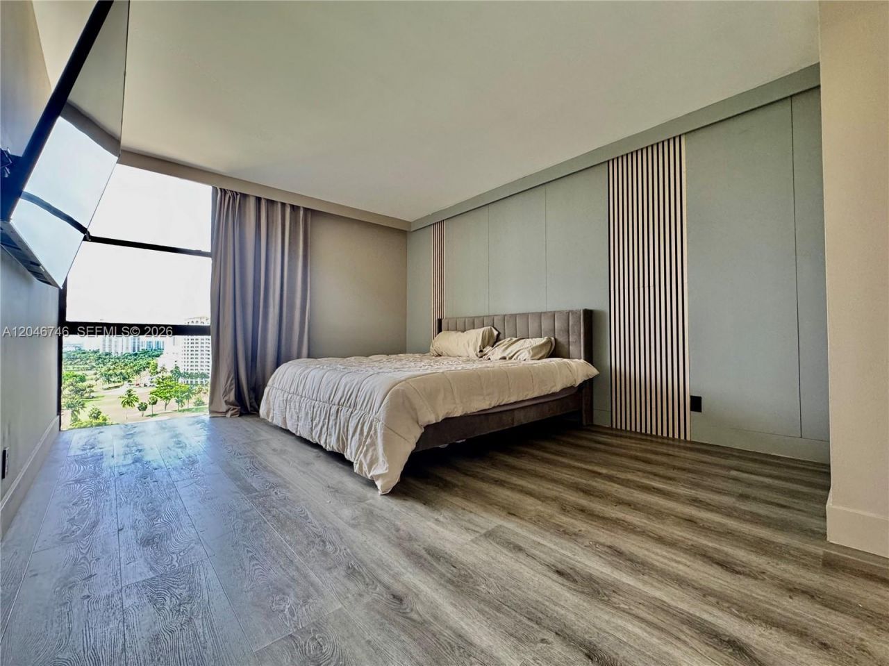 20379 W Country Club Dr , Unit 1537, Aventura, FL 33180 Photo
