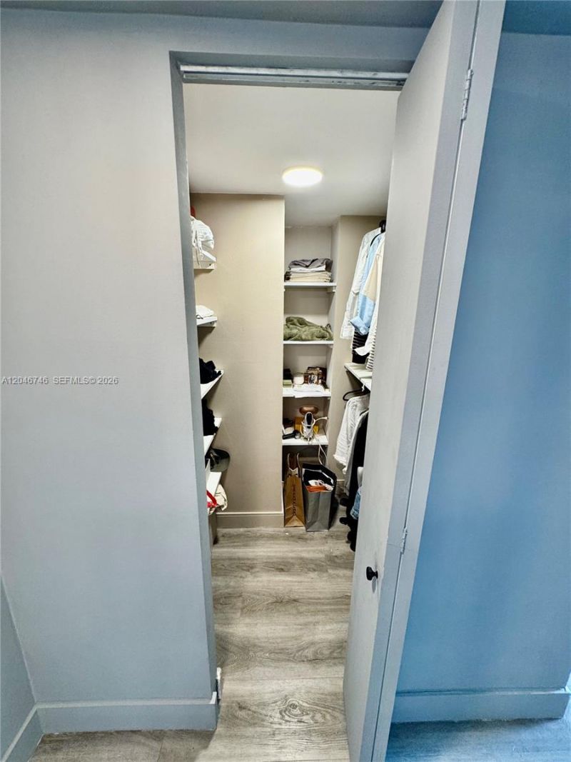 20379 W Country Club Dr , Unit 1537, Aventura, FL 33180 Photo