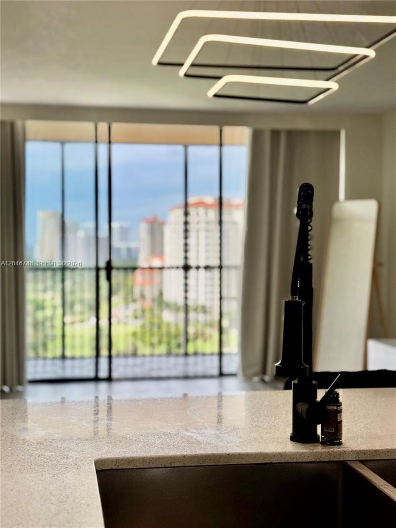 20379 W Country Club Dr , Unit 1537, Aventura, FL 33180 Photo