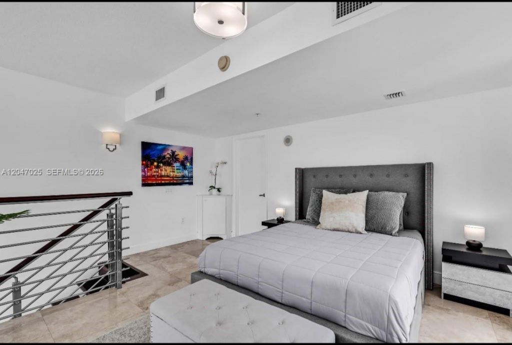 41 SE 5th St , Unit 1702, Miami, FL 33131 Photo