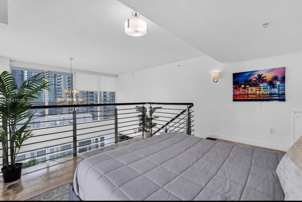 41 SE 5th St , Unit 1702, Miami, FL 33131 Photo