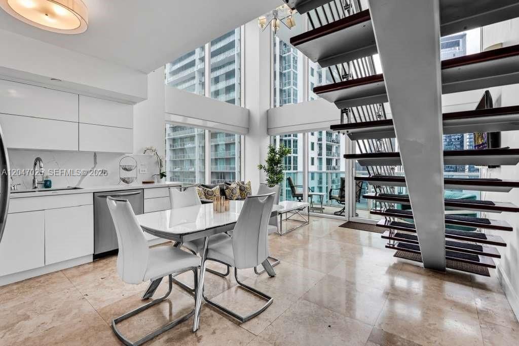 41 SE 5th St , Unit 1702, Miami, FL 33131 Photo