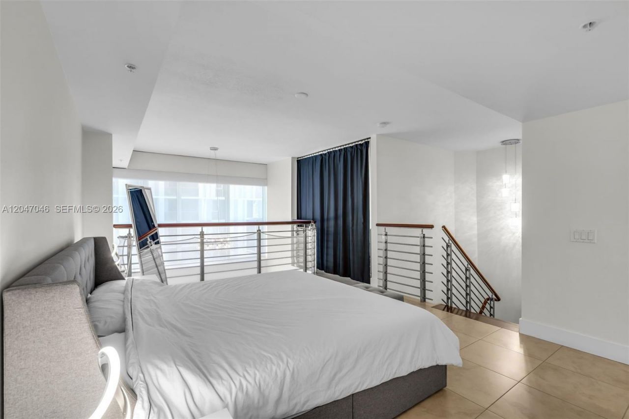 41 SE 5th St, Unit 908, Miami, FL 33131 Photo