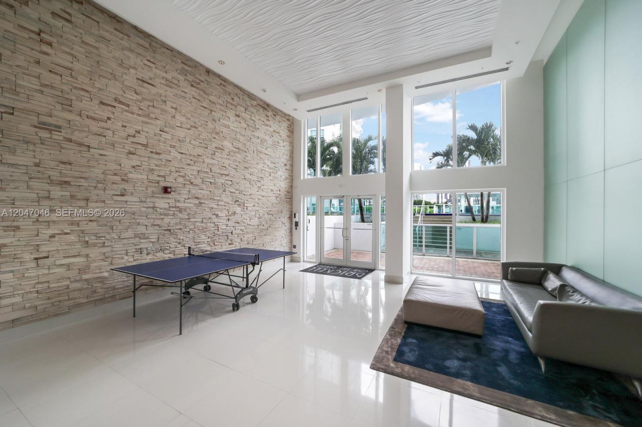 41 SE 5th St, Unit 908, Miami, FL 33131 Photo