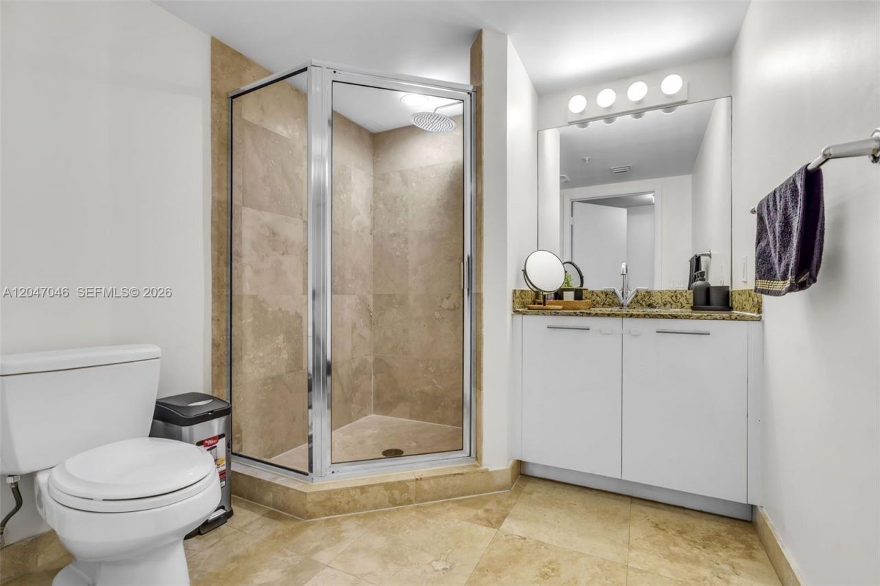 41 SE 5th St, Unit 908, Miami, FL 33131 Photo