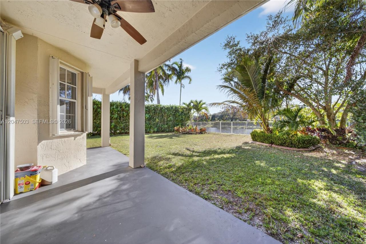 1325 Chenille Cir , Weston, FL 33327 Photo