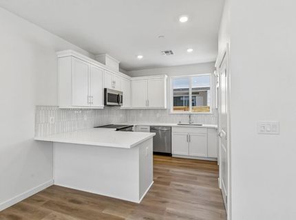 6425 Ventris Walk, Sacramento, CA 95823 Photo
