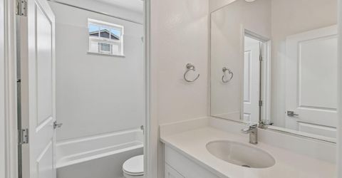 6425 Ventris Walk, Sacramento, CA 95823 Photo