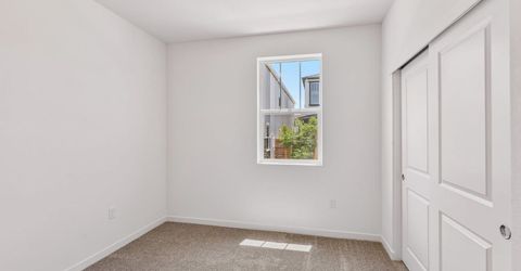 6425 Ventris Walk, Sacramento, CA 95823 Photo