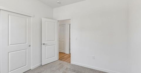 6425 Ventris Walk, Sacramento, CA 95823 Photo