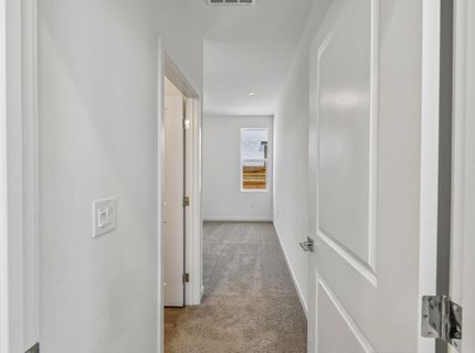6425 Ventris Walk, Sacramento, CA 95823 Photo