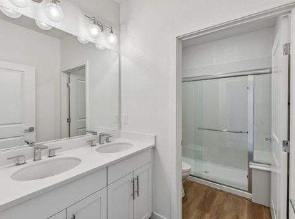 6425 Ventris Walk, Sacramento, CA 95823 Photo