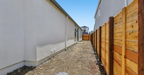 6425 Ventris Walk, Sacramento, CA 95823 Photo