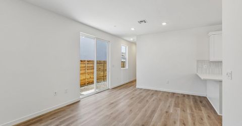 6425 Ventris Walk, Sacramento, CA 95823 Photo