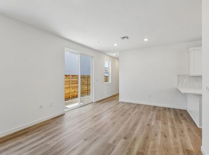 6425 Ventris Walk, Sacramento, CA 95823 Photo