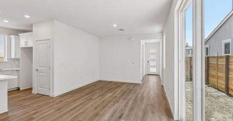 6425 Ventris Walk, Sacramento, CA 95823 Photo