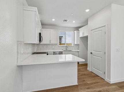 6425 Ventris Walk, Sacramento, CA 95823 Photo