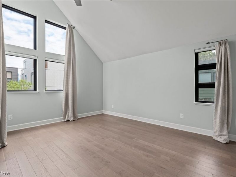 2144 W 6th Street, Cleveland, OH 44113 Photo 26