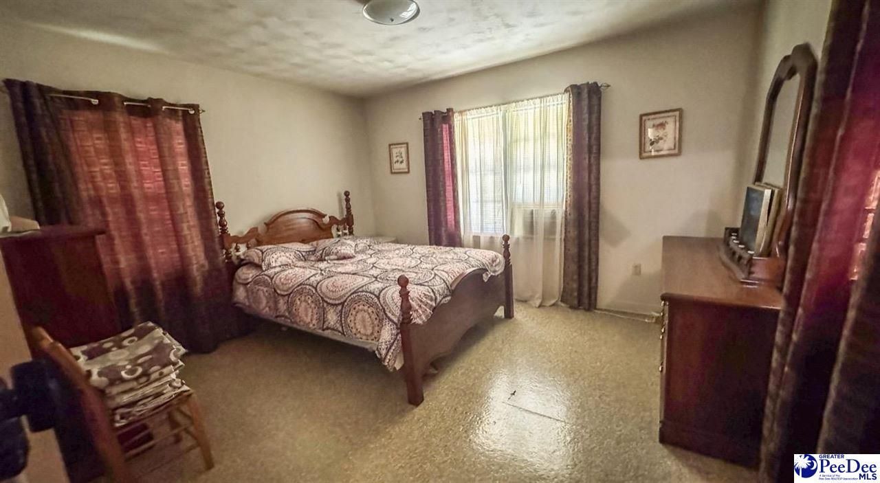 451 Dudley Rd Photo 16