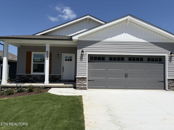 3917 Crimson Clover Lane, Knoxville, TN 37924