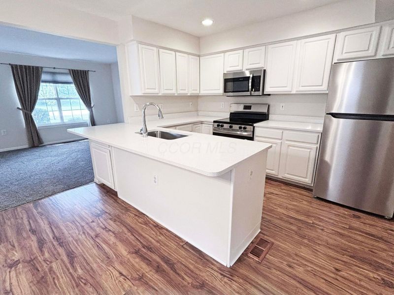 3015 Glenloch Circle, Dublin, OH 43017 Photo 10