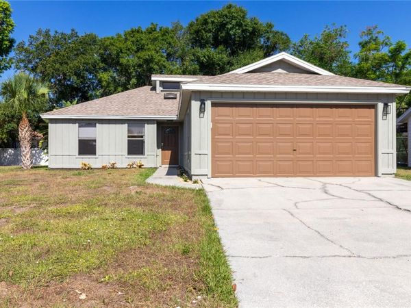 8232 COUNTRY OAKS COURT , SARASOTA, FL 34243