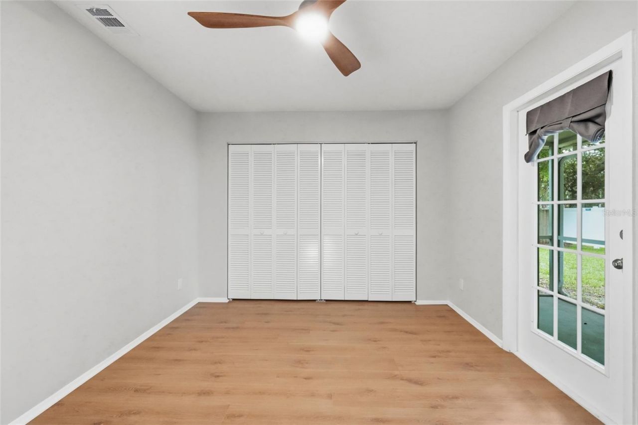 8232 Country Oaks Court, Sarasota, FL 34243 Photo