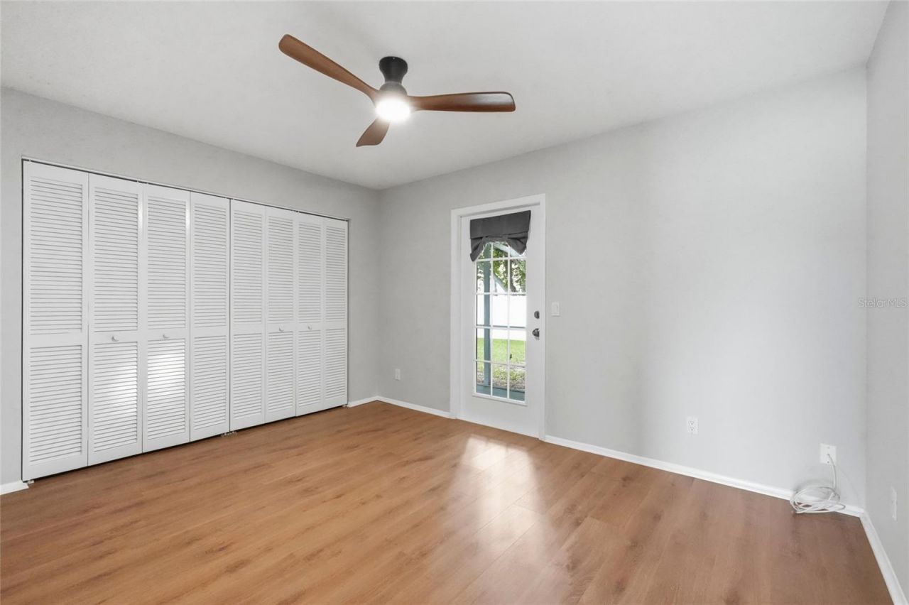 8232 Country Oaks Court, Sarasota, FL 34243 Photo
