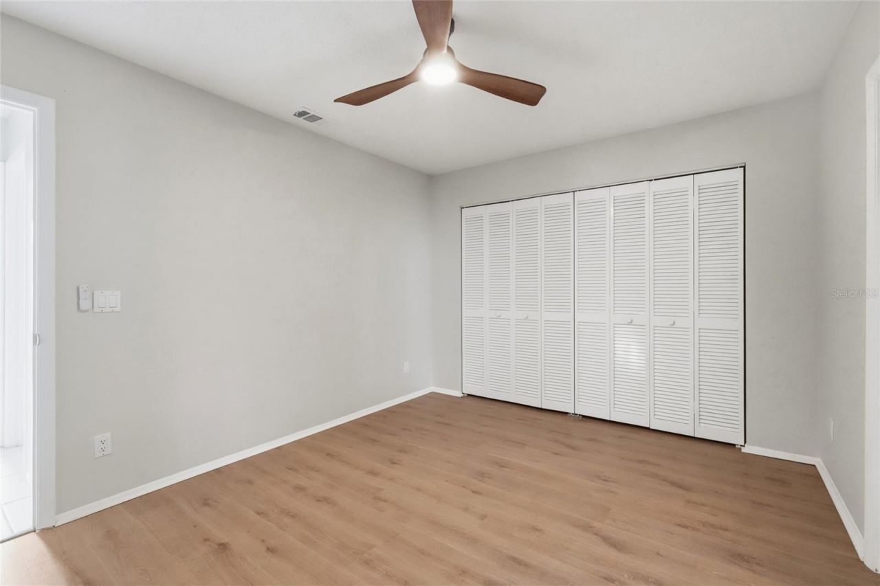 8232 Country Oaks Court, Sarasota, FL 34243 Photo