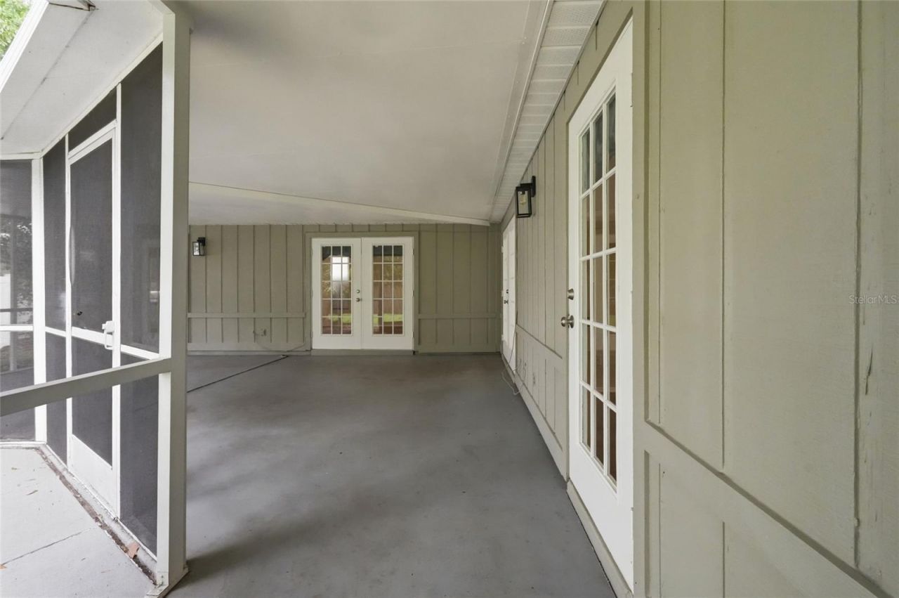 8232 Country Oaks Court, Sarasota, FL 34243 Photo