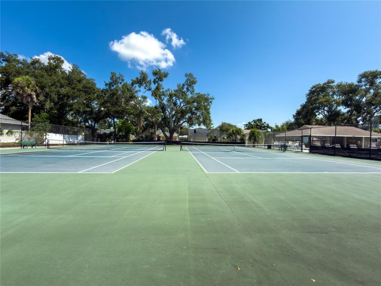 8232 Country Oaks Court , Sarasota, FL 34243 Photo