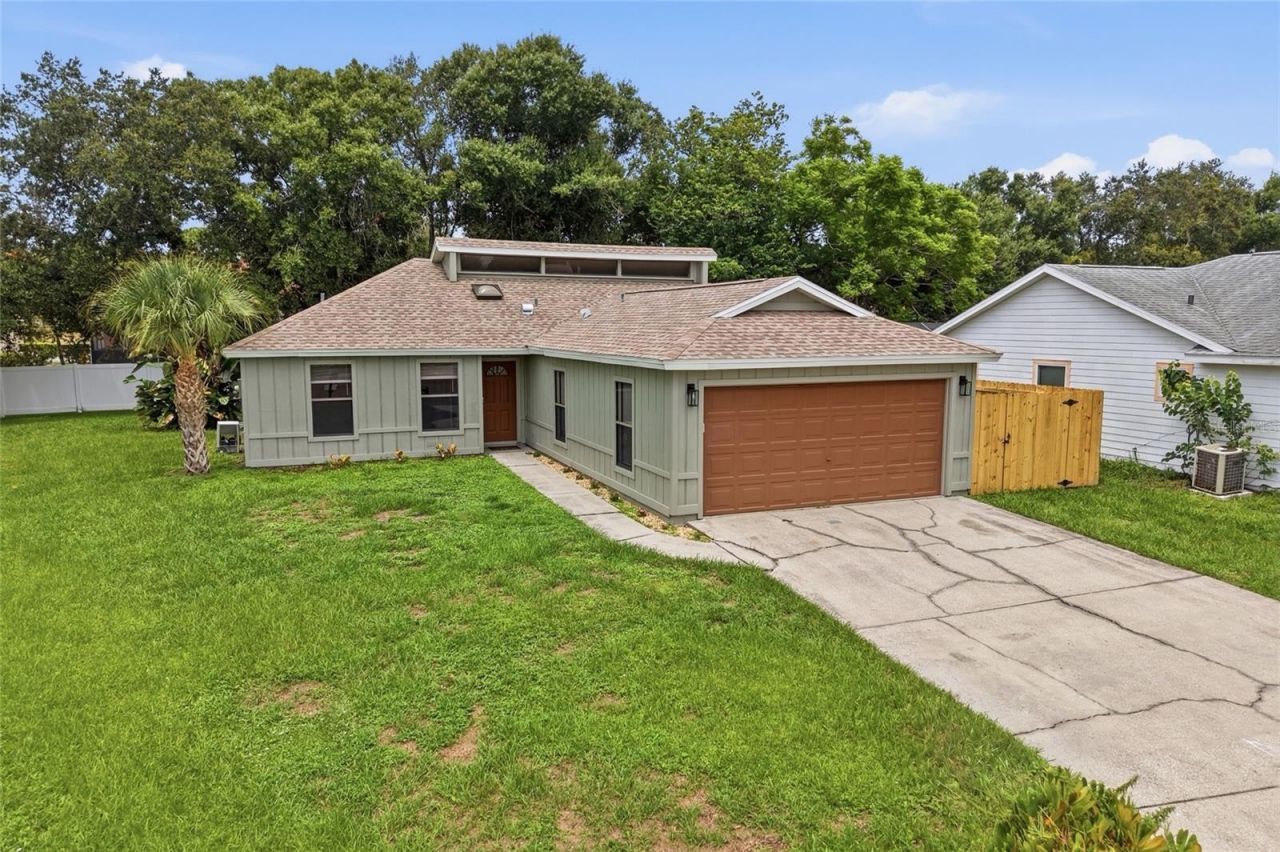 8232 Country Oaks Court, Sarasota, FL 34243 Photo