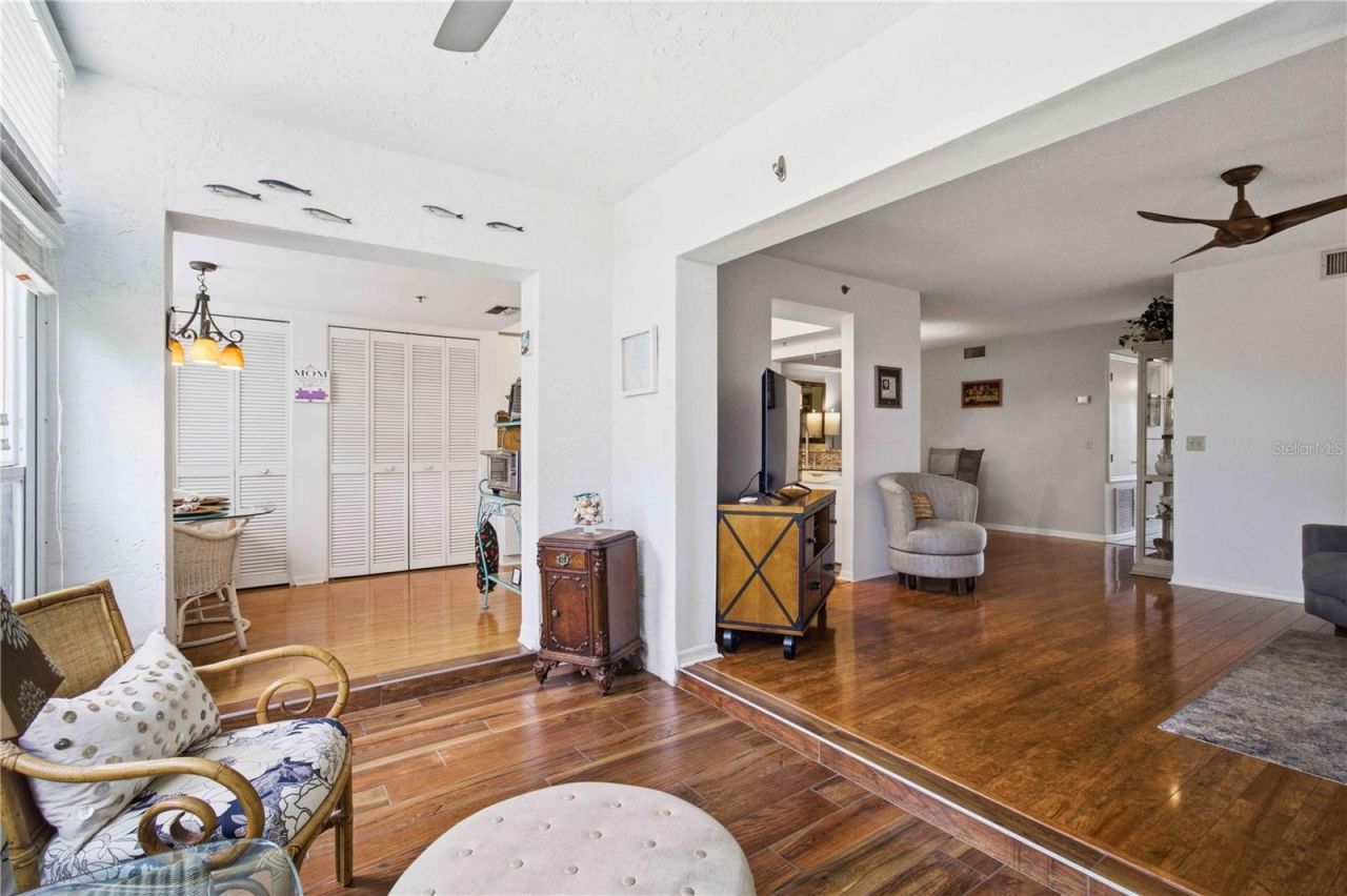 7301 29th Avenue Dr W, Unit 105, Bradenton, FL 34209 Photo