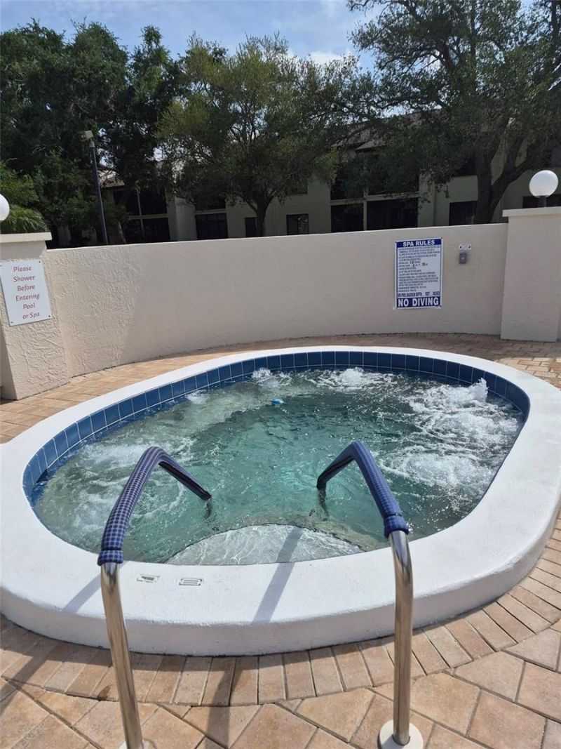 7301 29th Avenue Dr W, Unit 105, Bradenton, FL 34209 Photo
