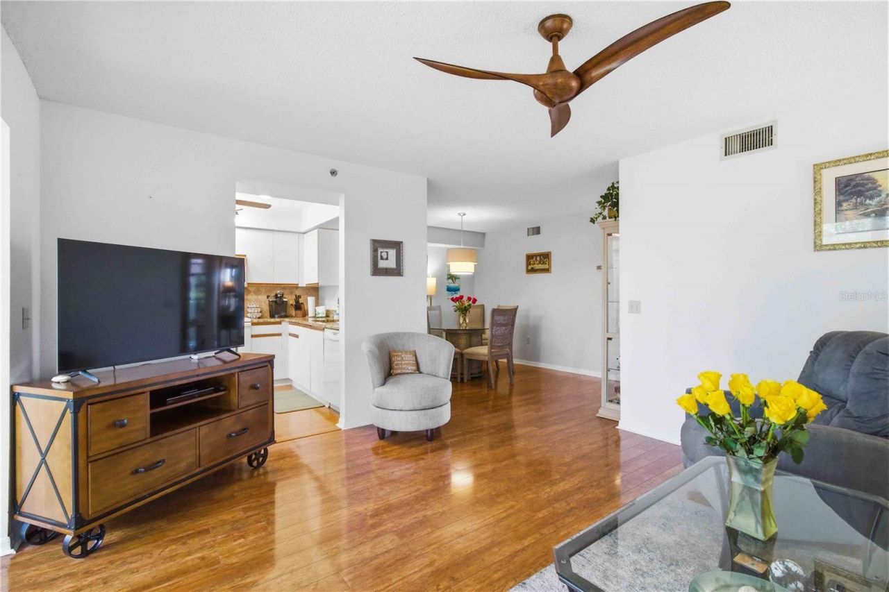 7301 29th Avenue Dr W, Unit 105, Bradenton, FL 34209 Photo