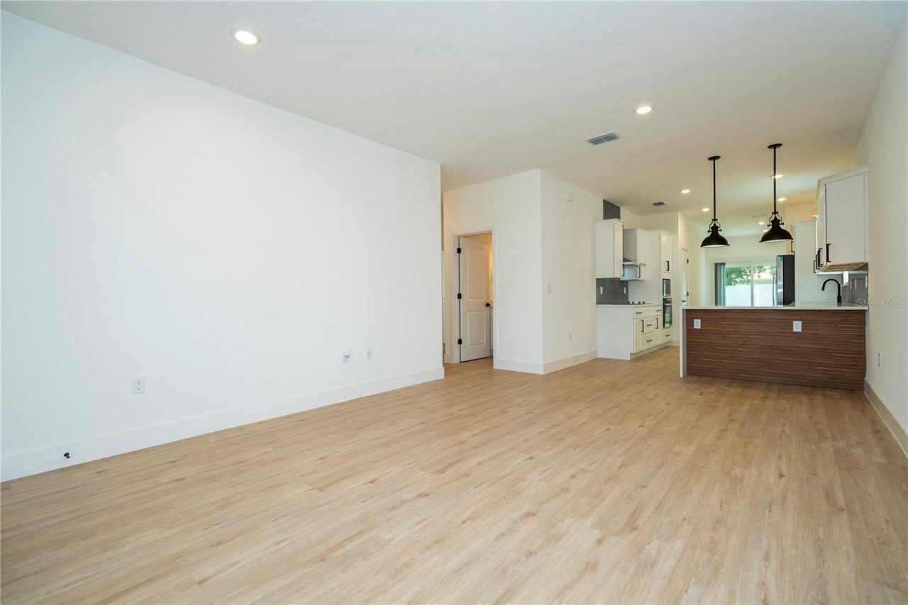 4419 College Drive , Orlando, FL 32811 Photo