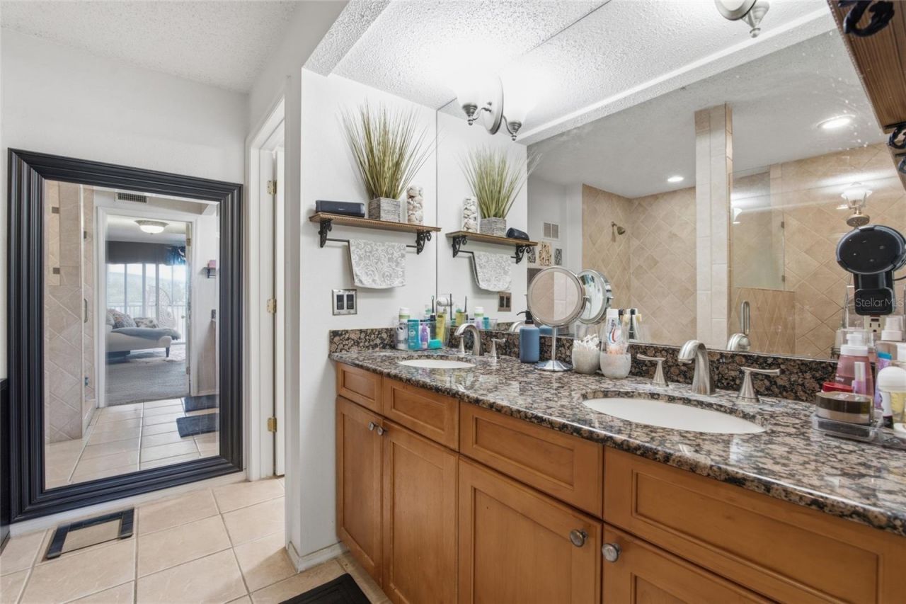 2400 Feather Sound Drive , Unit 313, Clearwater, FL 33762 Photo