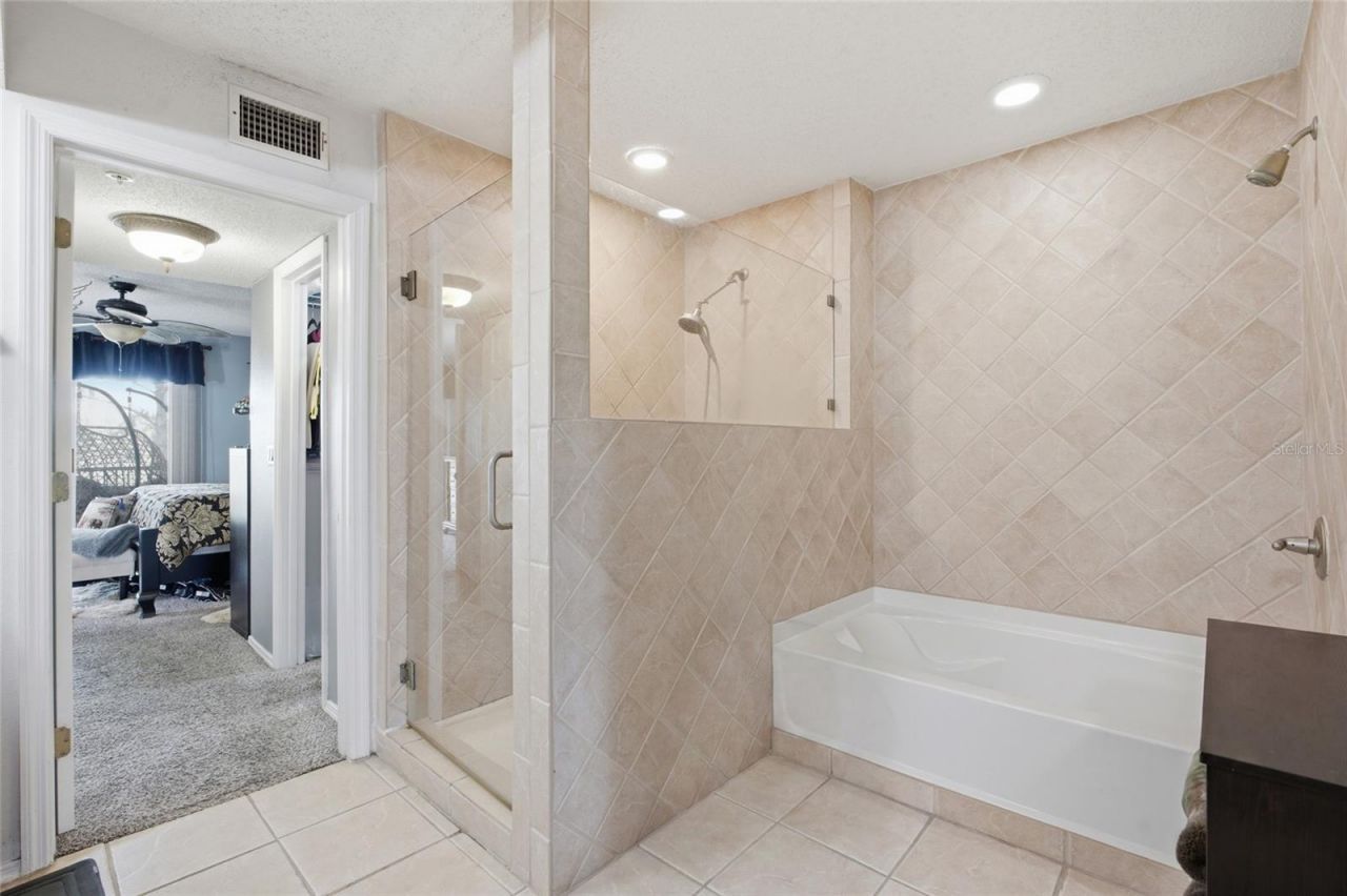2400 Feather Sound Drive , Unit 313, Clearwater, FL 33762 Photo