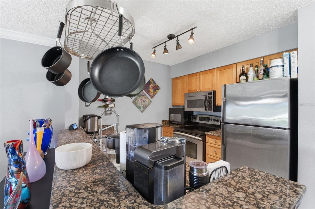 2400 Feather Sound Drive , Unit 313, Clearwater, FL 33762 Photo