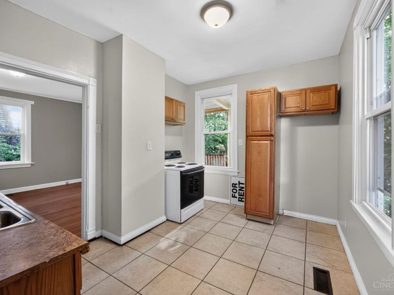 4313 Whetsel Avenue, Cincinnati, OH 45227 Photo 9