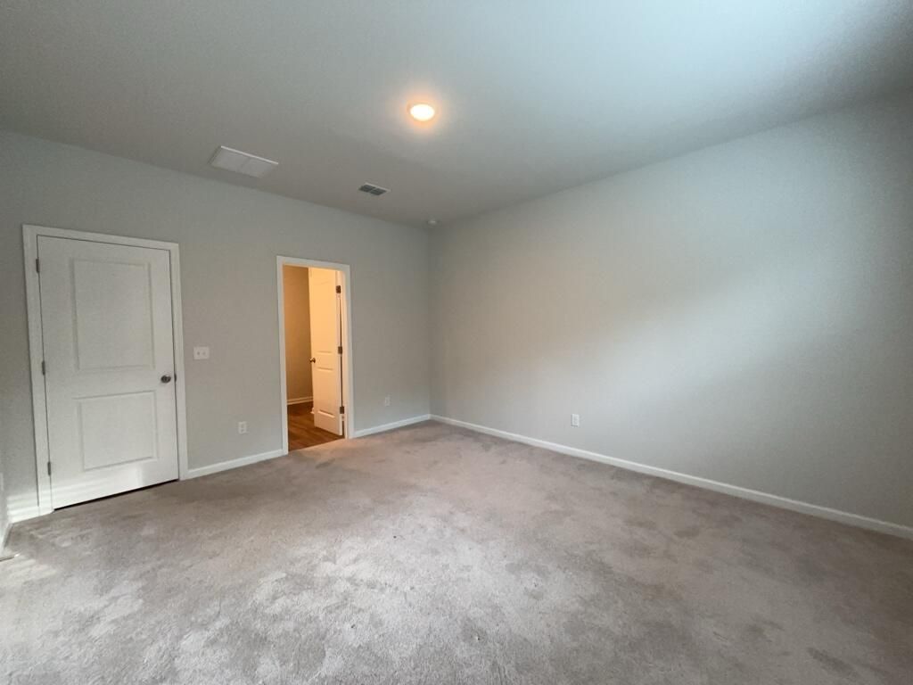 293 W Bradford Pointe Drive Photo 20