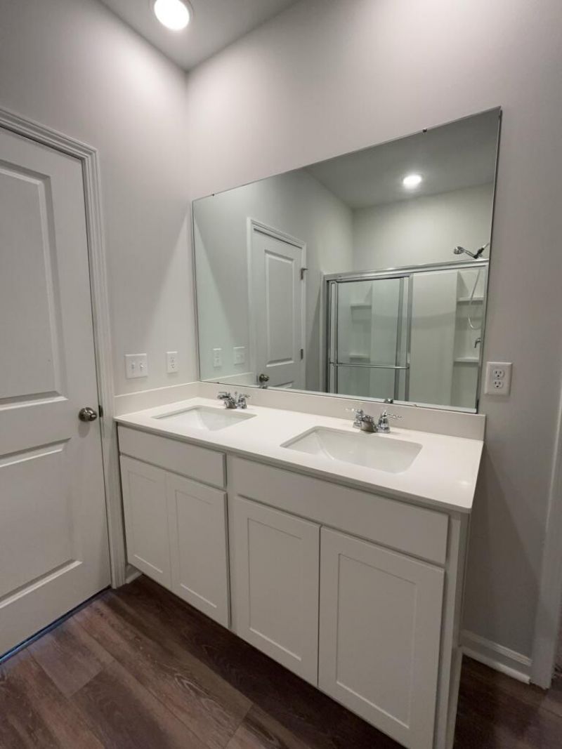 293 W Bradford Pointe Drive Photo 23