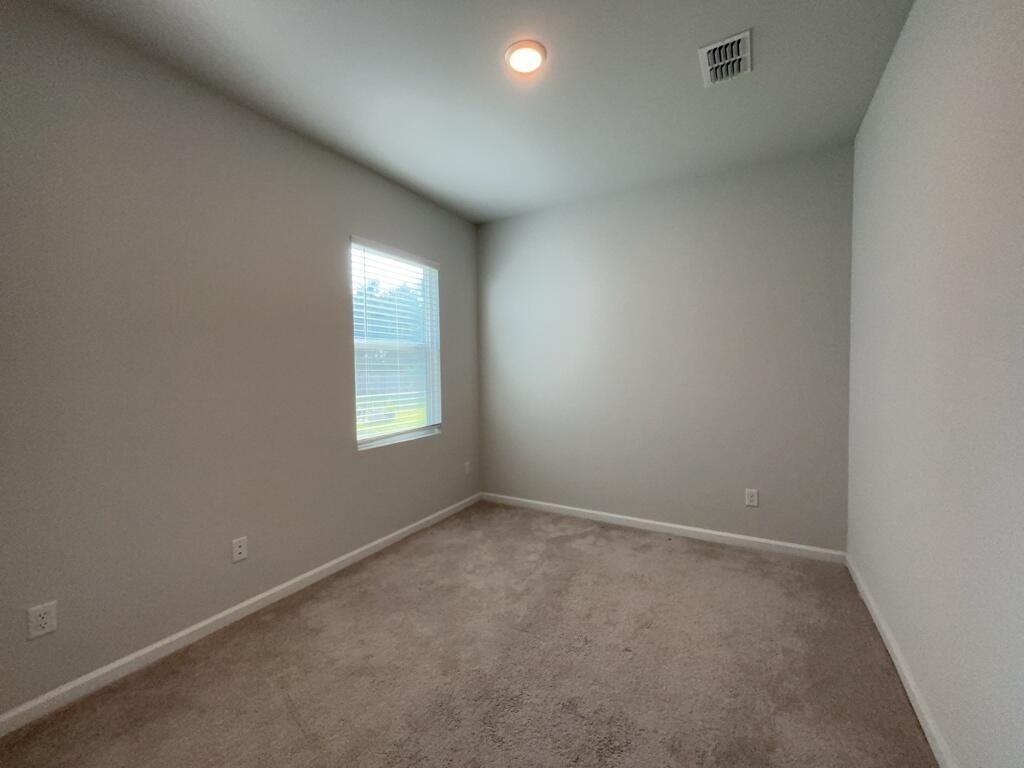 293 W Bradford Pointe Drive Photo 9